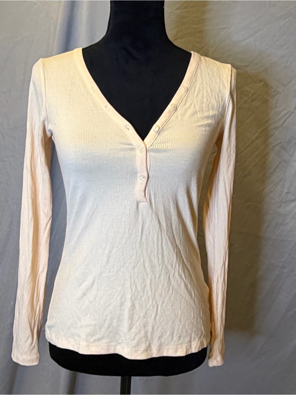 Tart Collection - Long-Sleeve V-Neck Henley Top - Peach